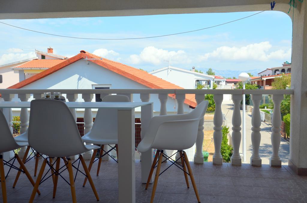 Apartman Medit Apartment Vir Exterior foto